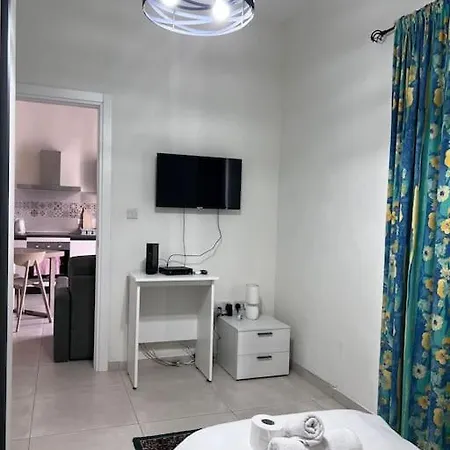 Sunshine Court No 2