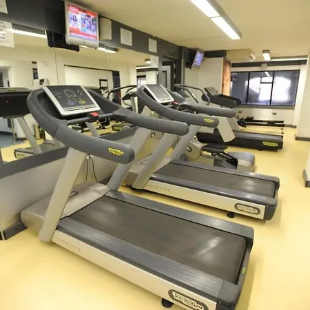 Sunshine Court No 2 *